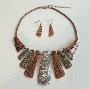 Multi Tonal Metal Fashion Jewelry Necklace and Earrings Set
